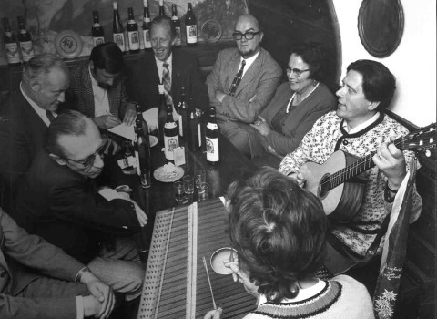 Heitere Runde_ Abend mit Musik in der Jausenstation Heitere Runde_ Abend mit Musik in der Jausenstation